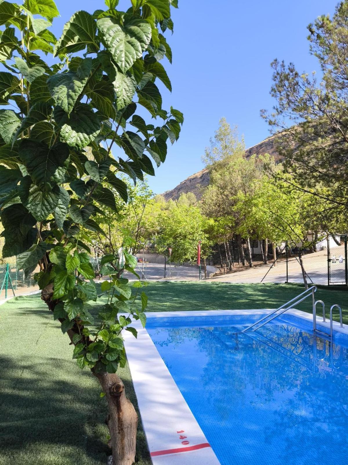 Centro De Ocio Alua Casa Rural Iznajar Lago De Andalucia Exterior foto