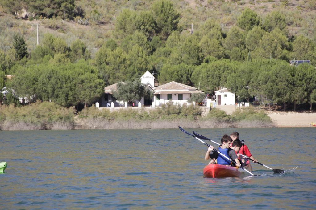 Centro De Ocio Alua Casa Rural Iznajar Lago De Andalucia Exterior foto